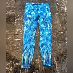 Blue lululemon leggings